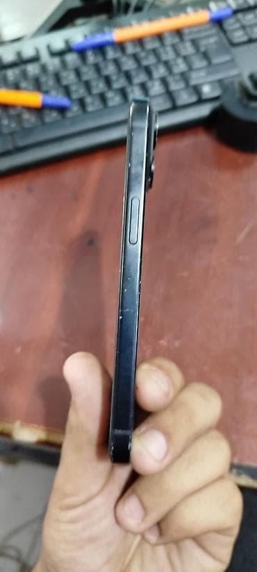 IPhone 15, 128 GB, Black Titanium, Barmaq izi, Face ID, Zəmanət