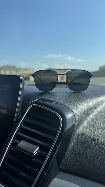 Наручные часы: Солнцезащитные очки — 2