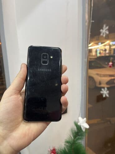 Apple iPhone: Samsung Galaxy A8, 32 GB — 2