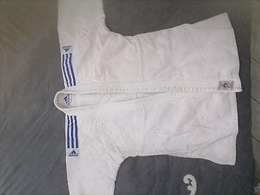 ağ saroçka: Məhsul: Adidas cüdo gi üst geyimi (judogi jaketi) - Brend: Adidas - — 1
