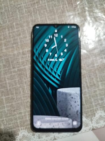 telefon samsung a40: Samsung Galaxy A13, 32 GB, rəng - Qara, Face ID — 4