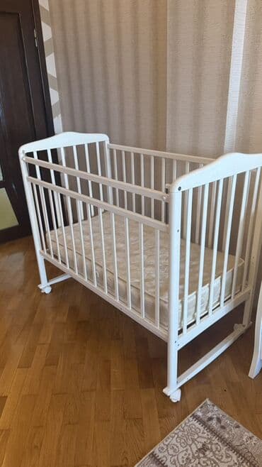 Ev üçün dekor: Oğlan və qız üçün, Dördbucaq, Beşik, Dəstsiz, Matras ilə, Yellənmə mexanizm ilə — 3