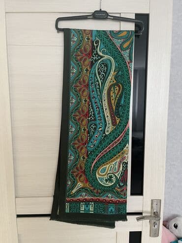 hicab geyimlər: Шарф Etro. Оригинал. Шёлк. Размер 175см*60см. В идеальном состоянии — 3