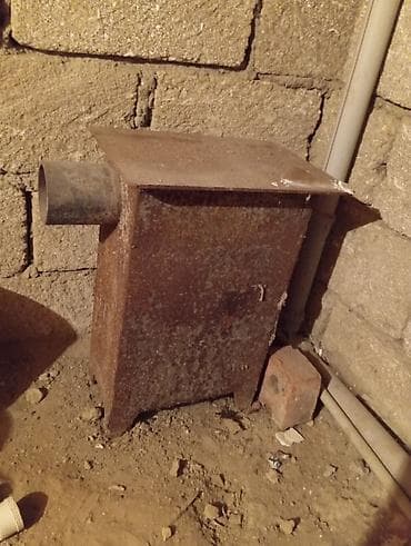 Metaldan hazırlanmış soba/peç - Material: qalın divarlı, tam metal lalafo.az -da Metaldan hazırlanmış soba/peç - Material: qalın divarlı, tam metal