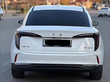 Продажа авто: Elektrik sedan – Hongqi E-QM5 - Kuzov: aerodinamik xəttlərə malik ağ — 4