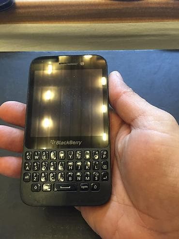 ZQAPCASD q5 salam mumkunse bu elanla elaqeder watsap nomresine yazin