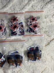 alcatel pop 2 5 7043e: Kinder Joy Stranger Things figurlar satiram 1 dene 5 azn 2 dene 9 azn — 2