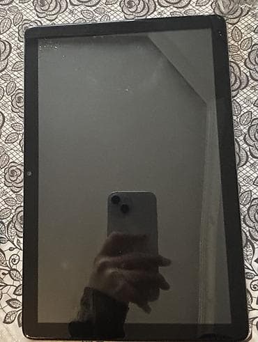 Satılır Ekranı sınıb deyə işletmek olmur sadece o düzəlməldir qalan