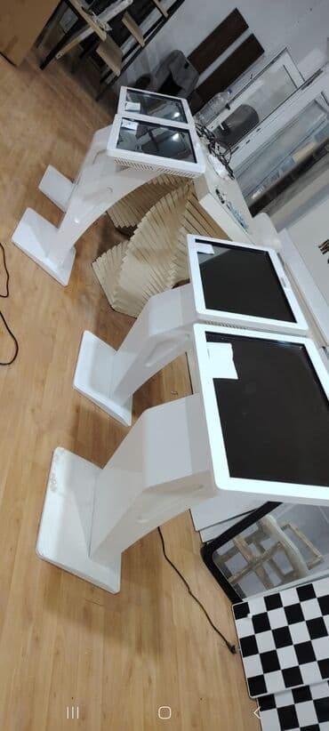 arenda kompressor: 82 ekran Touch Screen icarəyə verilir. Gün və saya görə endirim — 9