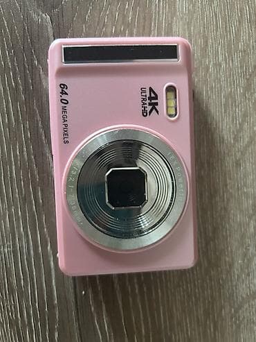 mini led: Rəng: açıq çəhrayı Tip: rəqəmsal foto/video kamera Xüsusiyyətlər: - — 2