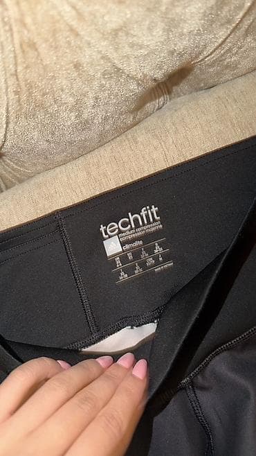 Şortlar: Adidas qadın idman taytı original - Model: Techfit, medium — 2