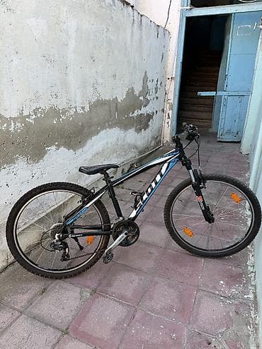 Əlavə:Original su qabı, və kickstand quraşdırılıb 26 lıq ölçü. Tək