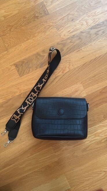 qaşlı çanta: Çiyin çantası — 4