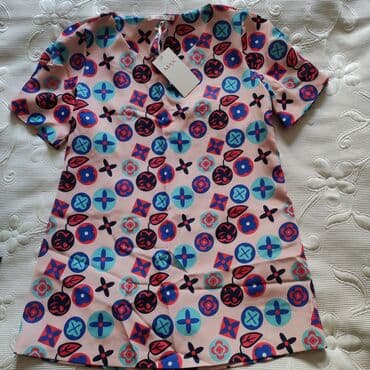 qadin kostyumlari: 30manat
36-38 razmeri S-M razmer 
Türkiyə
30₼ — 3