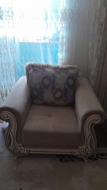 taxt carpayi: İşlənmiş, Klassik divan, Divan — 3