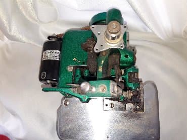 averlok maşını: Tikiş maşını İşlənmiş,Overlok, 3 saplı, Ünvandan götürmə — 5