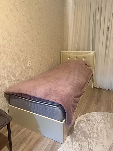 tek krafat: Tək nəfərlik çarpayı – zərif və rahat dizayn - Ölçü: təxminən 90x190 — 1