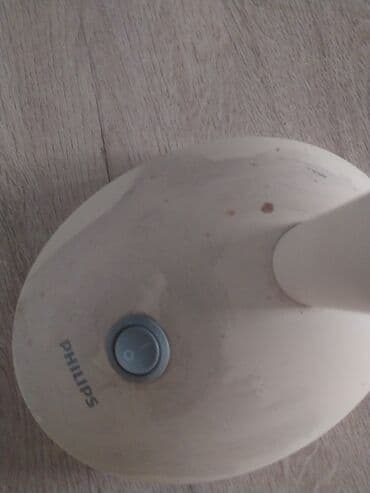 masaustu saat: Philips masaüstü işıq lampası. Üzerinde müeyyen derecede lekeler var — 6
