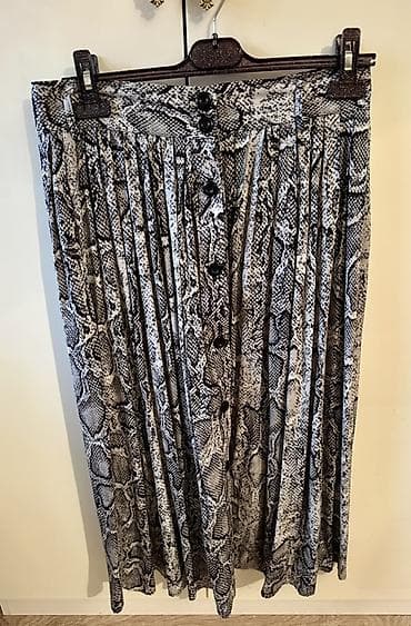 Юбки: Dəst: qadın ətəkləri (4 model) 1) Boz-qara xallı (glen plaid) klassik — 9