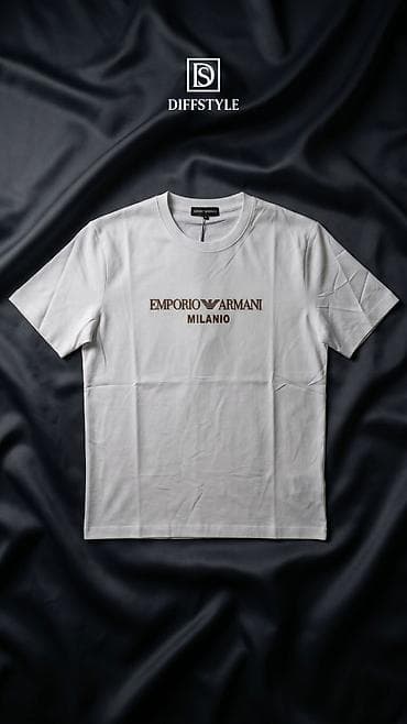 sortlar: Emporio Armani “MILANIO” loqolu uniseks T‑şört - Rənglər: ağ və qara — 1
