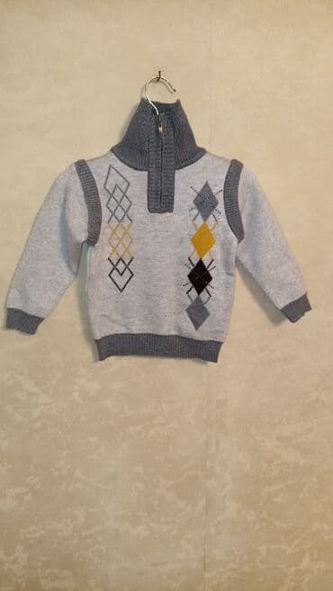 uşaqlar üçün hədiyyələr: Uşaq qışlıq koftalar.Biri yeni,digərləri bir dəfə geyinilib yeni — 12