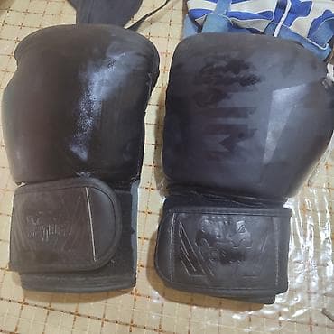 Velosiped ehtiyyat hissələri: Boks avadanlıqları dəsti - 2 cüt boks əlcəyi: - Venum markası — 4