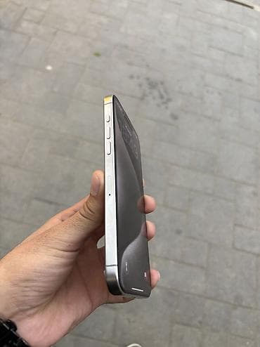 ikinci el 13 pro max: IPhone 15 Pro Max, 256 GB, Natural Titanium, Simsiz şarj, Face ID — 8