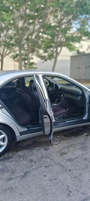 Avtomobil satışı: Mercedes-Benz 240: 2.6 l | 2001 il Sedan — 7