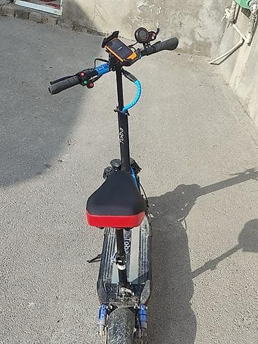 электроскутер баку: Idiyal vəziyyətdədi heç bir problem yoxdur sürət:35.40 aras 40 km kim — 4