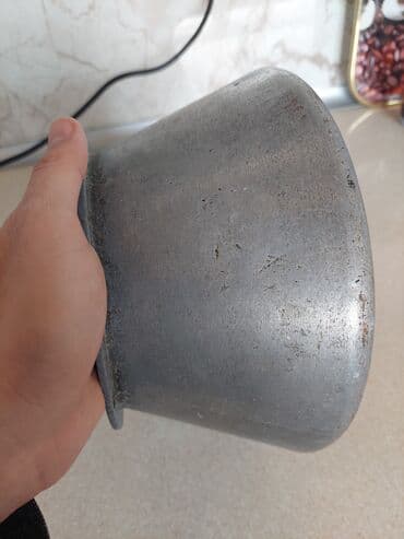 dəmir qutu: Dəmir (döküm) şorba/qatıq süzgəci üçün ağızlıq–huni (konus formalı) - — 3