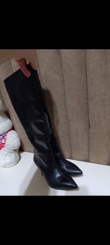 Toy paltarları və aksesuarları: Qadın üçün uzun çəkmə - Rəng: qara - Material: hamar, dəriyə bənzər — 1