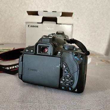 Canon EOS 650D DSLR fotoaparat – EF-S 18-55mm III Kit Xüsusiyyətlər — 2