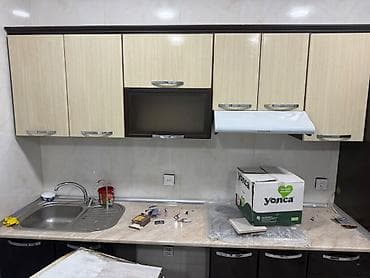kuxna mebelləri: Ideal vəziyyətdə mətbəx mebrli satılır. Üstündə rakovina və aspirator — 2