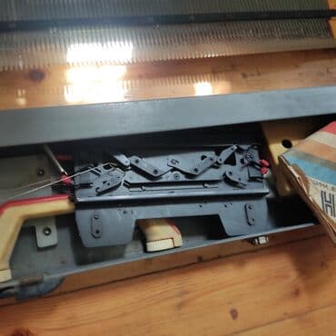 Elektrik malları: Salam qədimi paltar toxuma makinası satılır hər bir şeyi isdeydi ciddi — 1