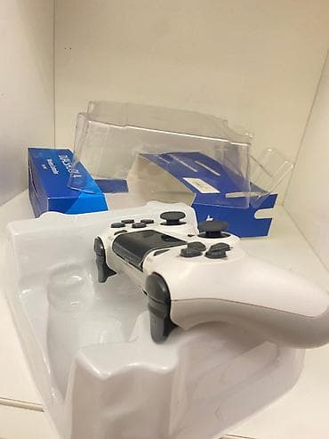 playsation 4: Sony Playstation 4 üçün orijinal Dualshock pult. 2 gün istifadə — 4