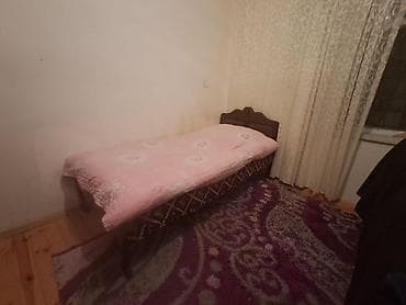 90: Taxt çarpayı – tək nəfərlik.2ededdi 1i 60m - Ölçü: təxmini 90×190 sm — 1