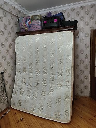 Döşəklər: Böyüklər üçün İşlənmiş Döşək, Ünvandan götürmə — 1