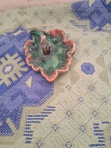 Старинная пепельница новая