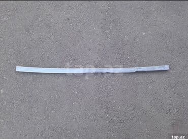 задний бампер мазда: Dördgözün orjinal arxa buferinin kantı — 1