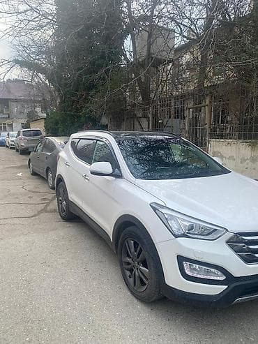 islenmis mator: Hyundai Santa Fe: 2.4 l | 2015 il Krossover — 2