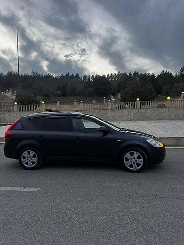 turbo az kia ceed benzin: Kia Cee’d – şəhər və uzun yol üçün praktik hetçbek. barter öz dəyərdə — 6