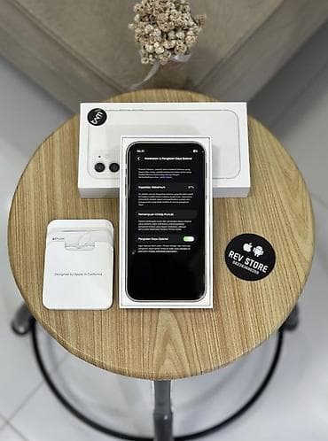 i̇phone gence: IPhone 11, 128 GB, Ağ, Zəmanət, Simsiz şarj, Face ID — 3