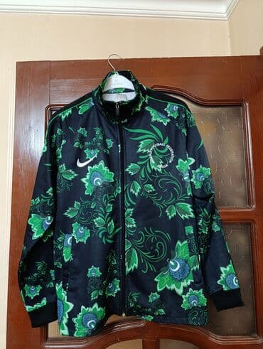 Женский спортивный костюм Nike в идеальном состоянии. Размер М ( 38-40