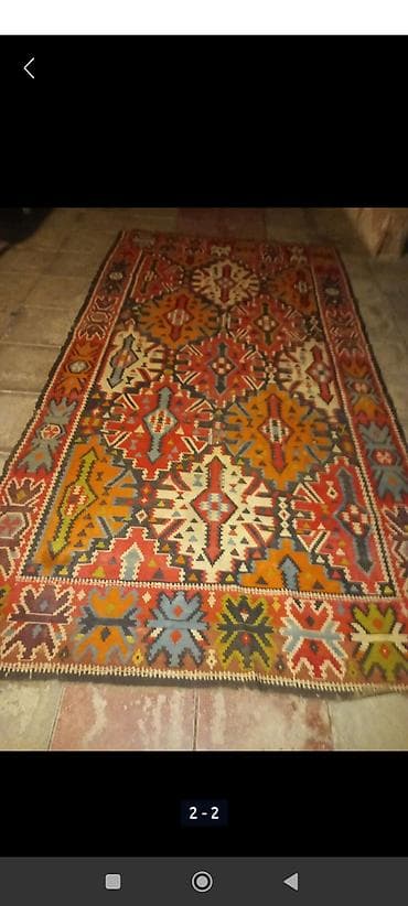 Əntiq əşyalar: Məhsul: Qədim palaz (kilim tipli xalça) Təsvir: - Əl toxuması — 2