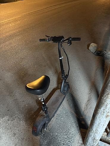 Elektrik nəqliyyatı: Elektrik skuter – oturacaqlı, bord kompüterli Xüsusiyyətlər: - — 1