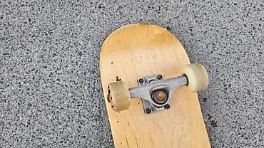 bilet formula: Skateboard – tam komplekt - Taxta: Kanada ağcaqayınından, klassik — 2