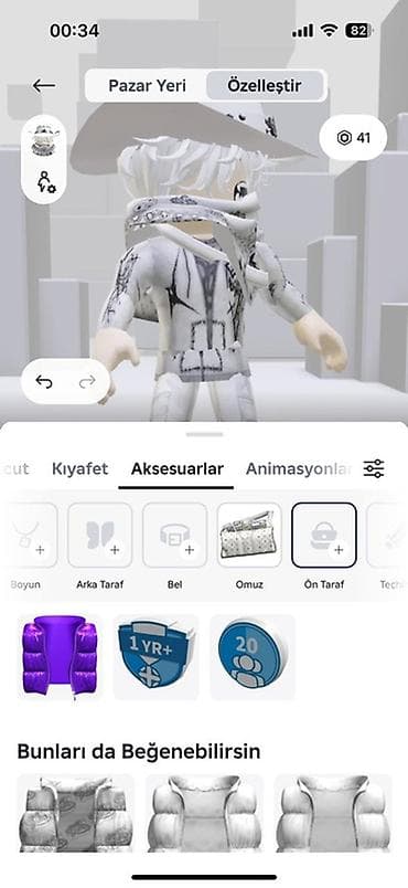 Məhsul: Roblox avatar dəsti – ağ/boz temalı “street-fashion” kombini lalafo.az -da Məhsul: Roblox avatar dəsti – ağ/boz temalı “street-fashion” kombini