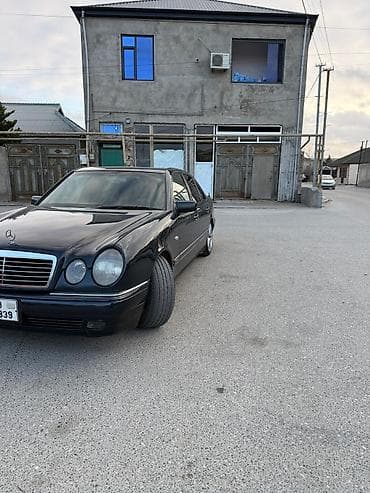 07 tekerleri: Mercedes-Benz E-Class: 2.3 l | 1997 il Sedan — 2