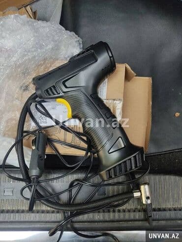 автомобильные шины для внедорожников: Maşın təkər nasosu satılır. * Təzədir.pakofkadadir. bütün maşınlara — 1