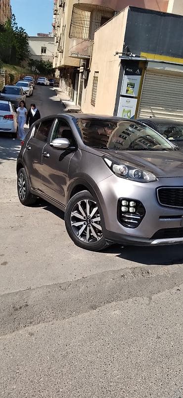 byd satilir: Kia Sportage: 2 l | 2017 il Krossover — 2
